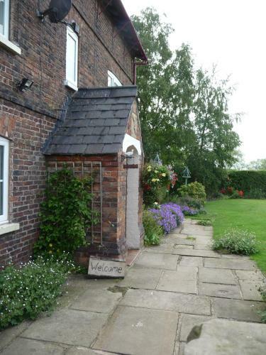 Birtles Farm Bed And Breakfast