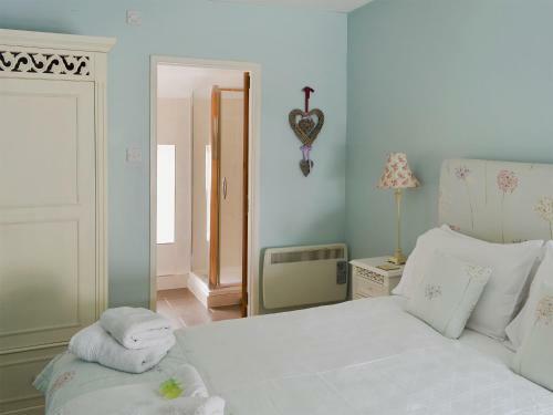 Woodside Cottage