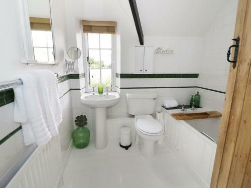 The Green, Lechlade