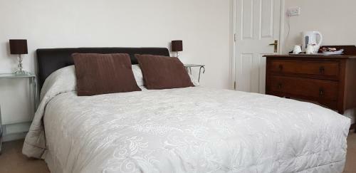 Hostal Avon Manor Guest House