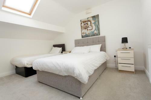 Select Service Apartments