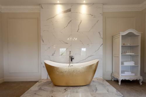 Hotel Winstanley House