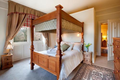 Ilkley Moor Cottages