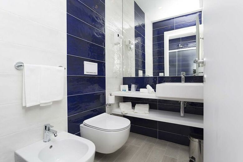 Hotel Ticho`s Club
