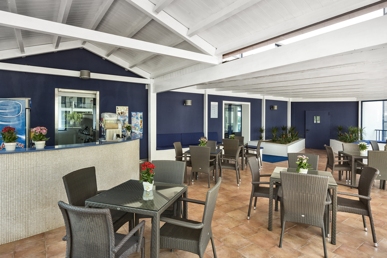 Hotel Ticho`s Club