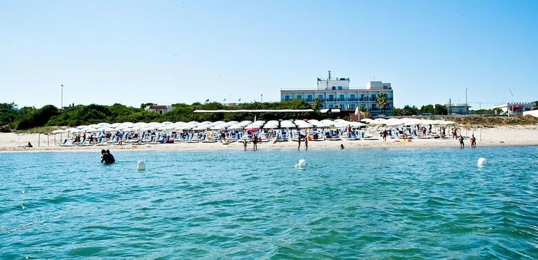 Hotel Ticho`s Club