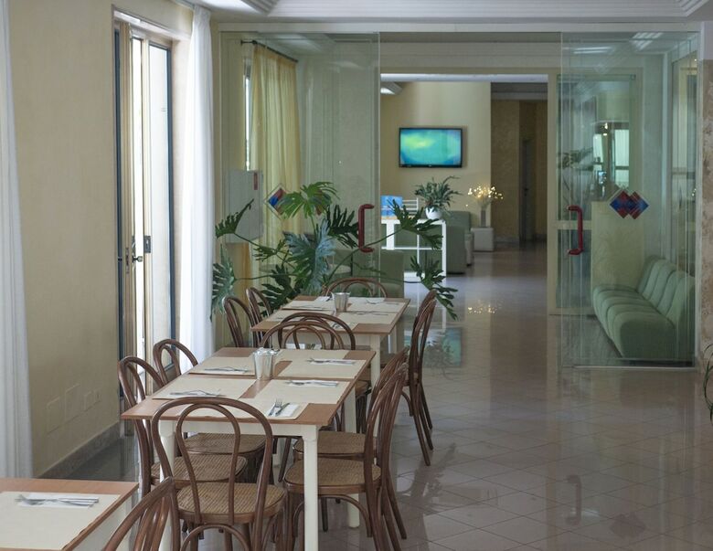 Hotel Montecarlo