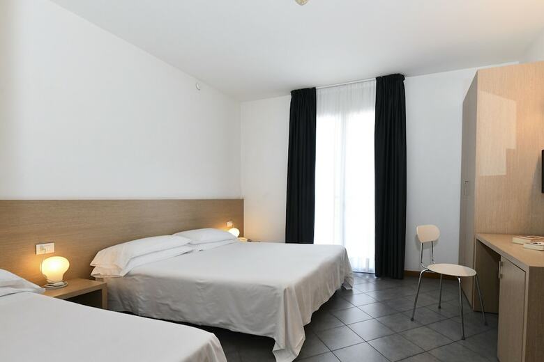 Hotel Eden
