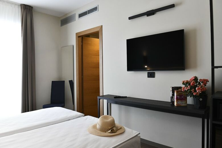 Hotel Eden