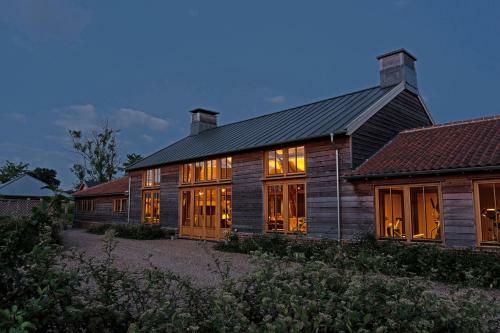 Retreat East