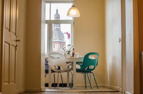 Two-bedroom Apartment Town Hall With Free Parking