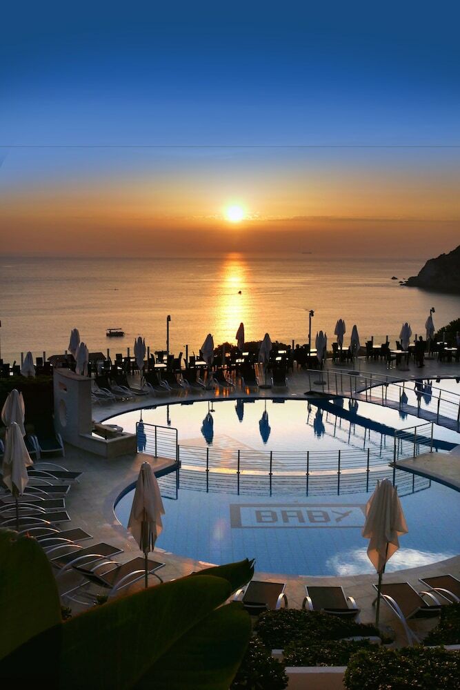 Hotel Villaggio Scoglio Della Galea