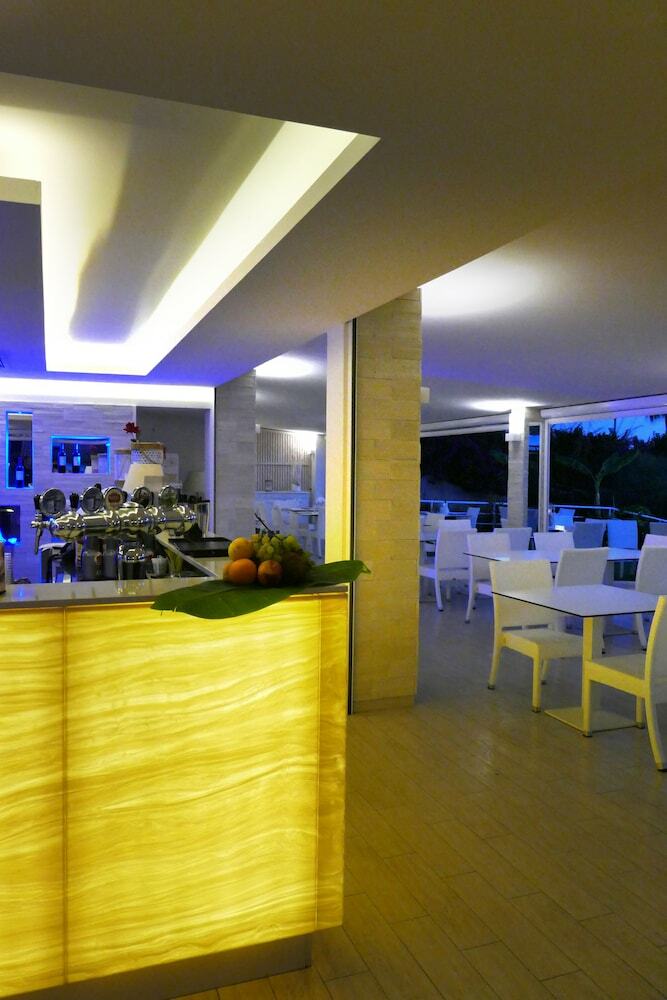 Hotel Villaggio Scoglio Della Galea