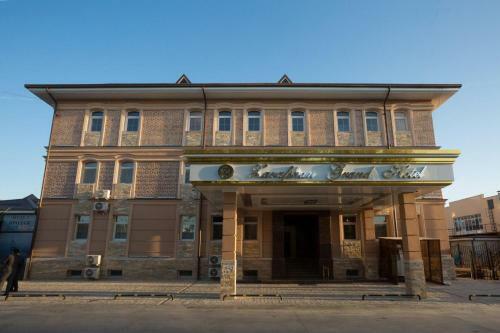 Zarafshan Grand Hotel