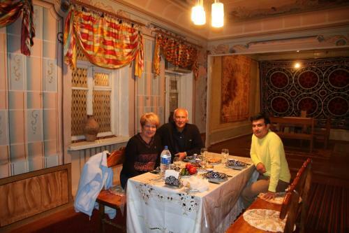 Hostal Fayz Guest House 2