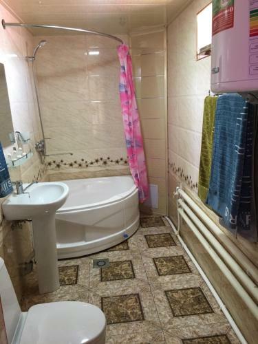 Bed & Breakfast Hotel Shahram Plus SH