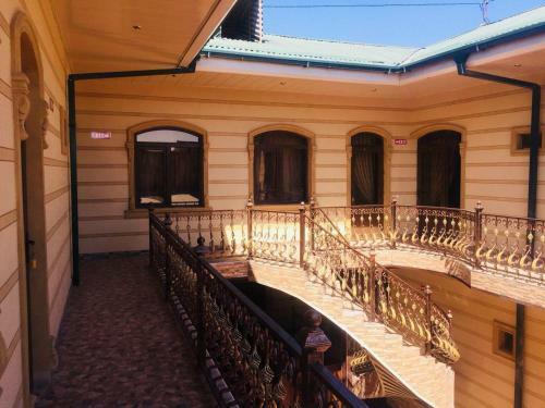 Bed & Breakfast Hotel Shahram Plus SH