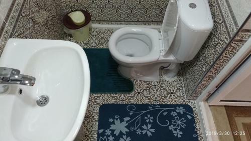 Hostal Faride Guest House