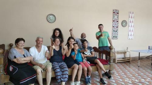 Hostal Faride Guest House