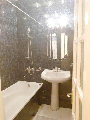 Apartment On Qorasuv 4