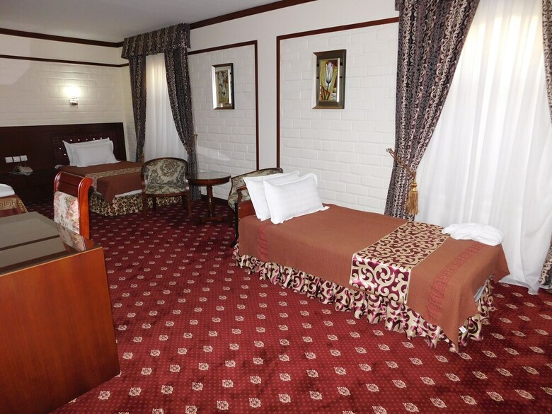 Hotel Rakat Plaza