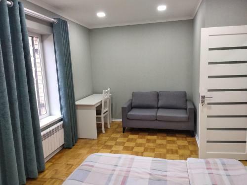 Apartment On Gulyamov 11