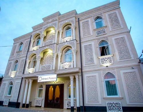 Hotel Orient Palace