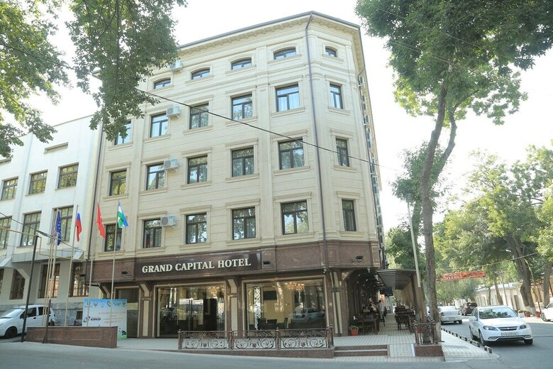 Hotel Grand Capital