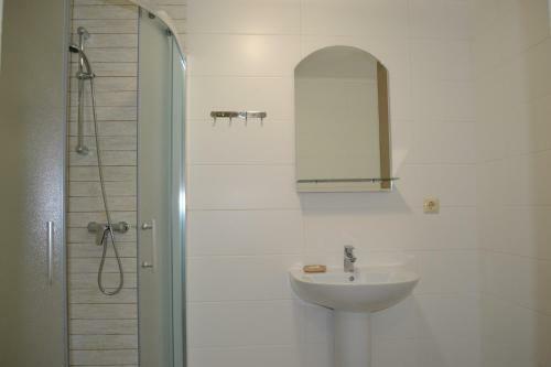 Hostal Aura Karpat