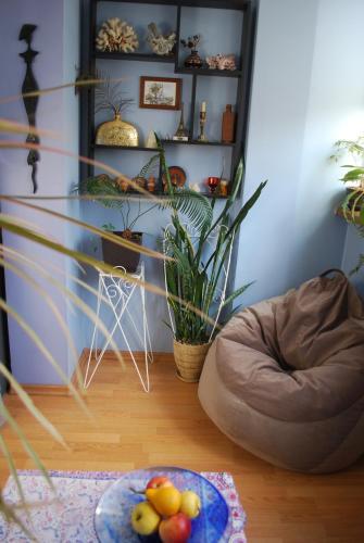 Room In Three Bedroom Flat