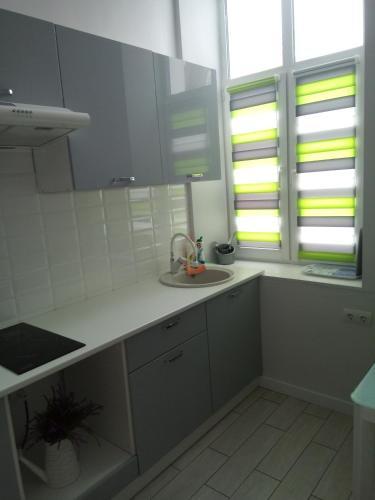 Apartment On 28-ho Chervnya Street