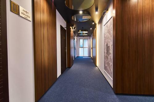 Light Hotel