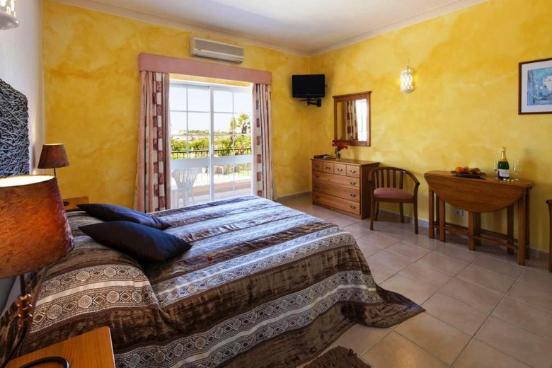 Hotel Atalaia Sol