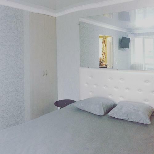 New Super Sunny & Bright Apartment Kherson Center