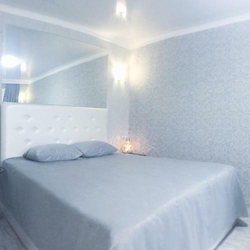 New Super Sunny & Bright Apartment Kherson Center