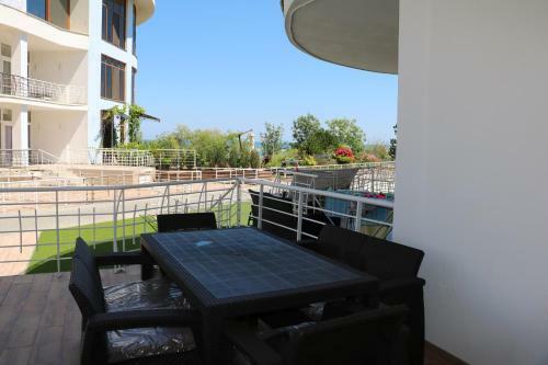 Beach Apartment Zebra