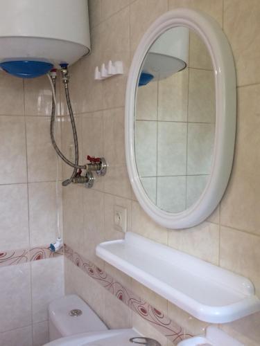 Mini Hotel In Karolino Bugaz