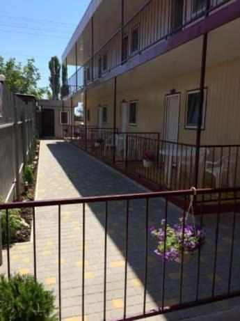 Mini Hotel In Karolino Bugaz