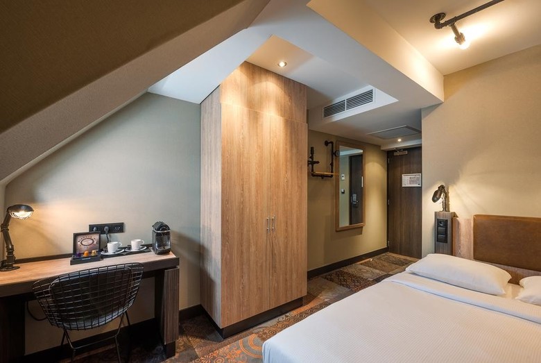The Alfred Hotel