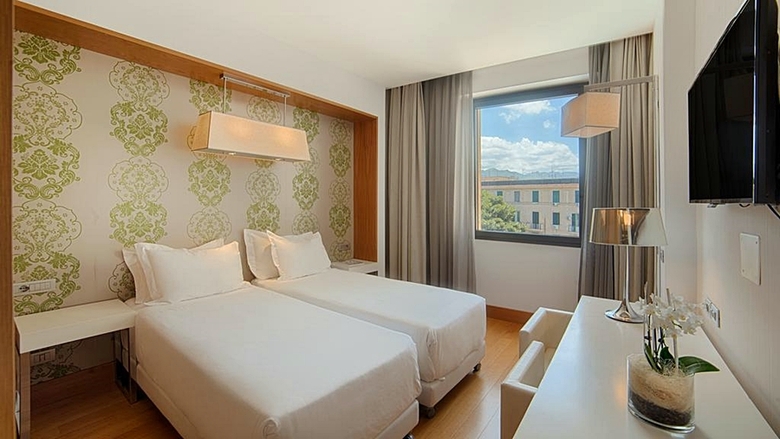 Hotel NH Palermo