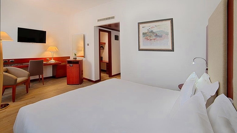 Hotel NH Palermo