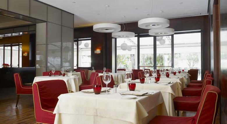 Hotel NH Palermo