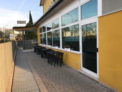 Hotel Alveri