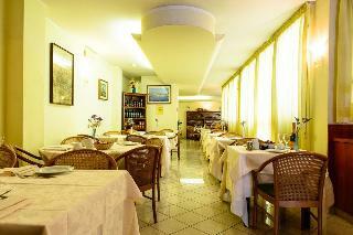 Hotel Adriana