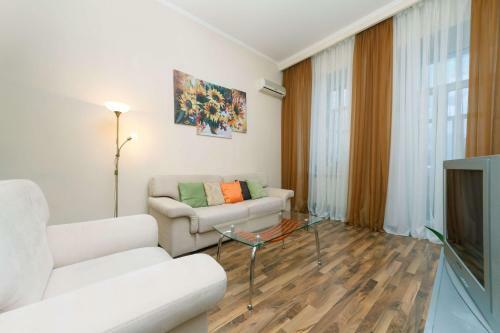 Deluxe Apartment In Historic City Center