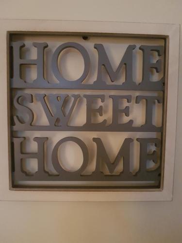 Apartment Sweet No. 7