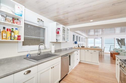 Executive Sunset Pointe