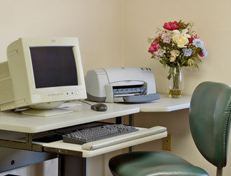 Hotel Days Inn And Suites Bentonvill