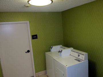 Hotel Holiday Inn Express Anderson-i-85 (Exit 27-hwy 81)