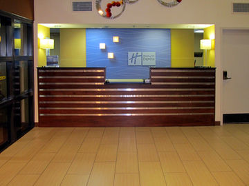Hotel Holiday Inn Express Anderson-i-85 (Exit 27-hwy 81)